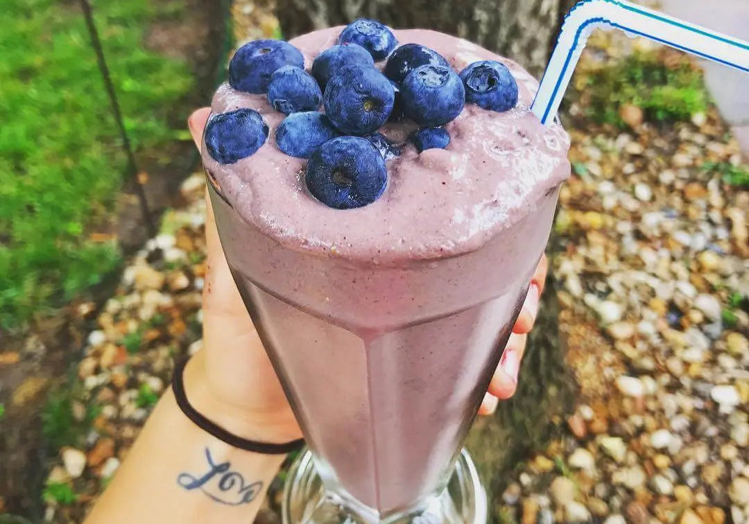 Cocoa and Coconut Hemp Milk Smoothie